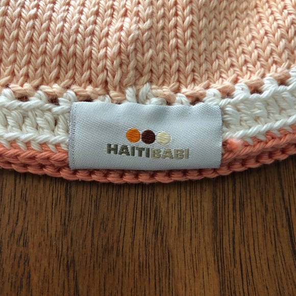 NWOT handmade knit hat, size small (0-6 months) - Picture 2 of 4